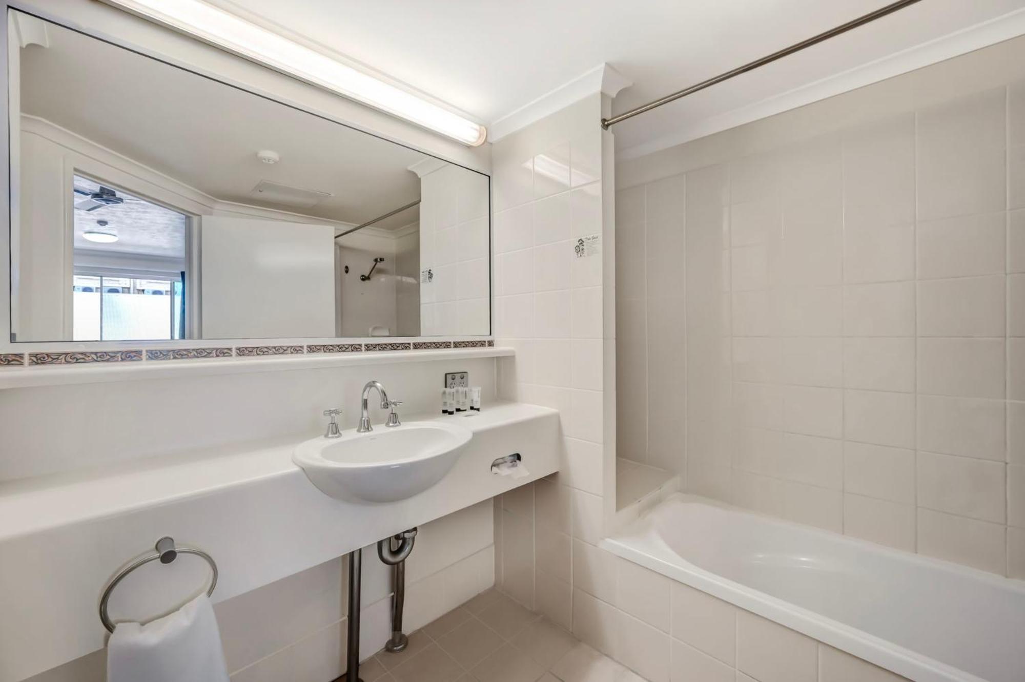 City Oasis Inn Townsville, Surestay Collection By BW Exteriör bild